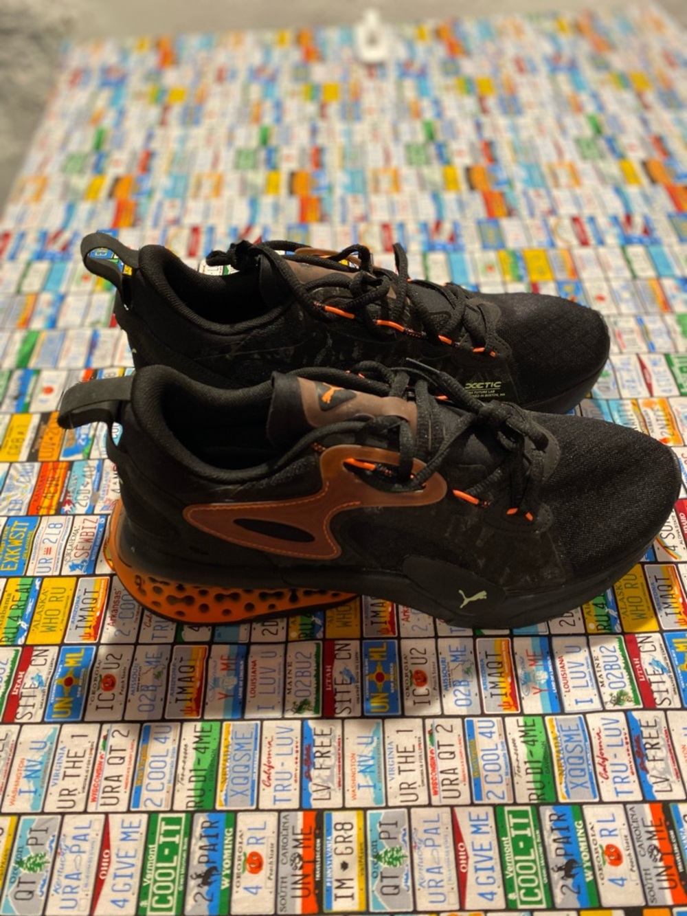 PUMA Xetic Halflife Lenticular "Black Neon Citrus" - Men’s Size 9